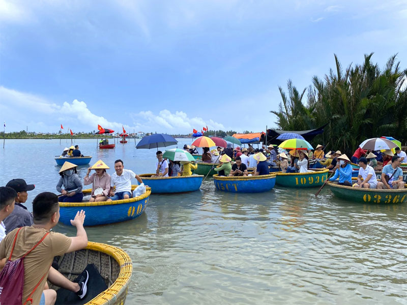 DỊCH VỤ TOUR DU LỊCH THEO ĐOÀN